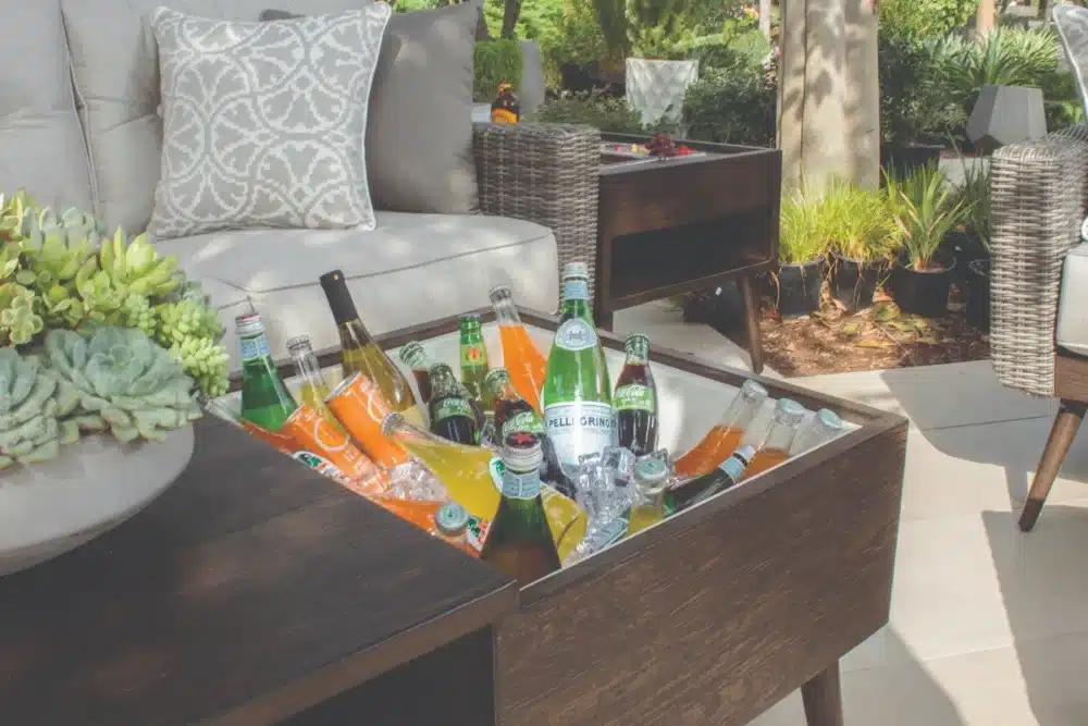 Zoey Coffee Table w/Ice Bucket