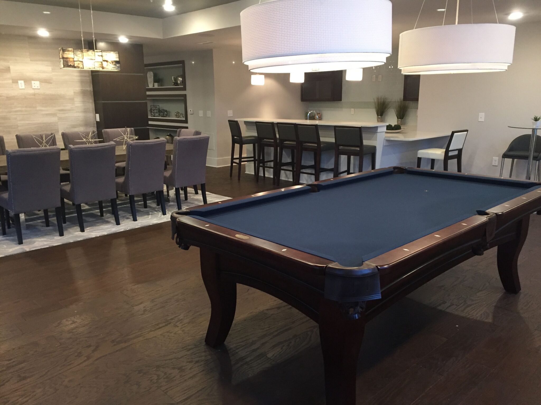 Olhausen Chicago Pool Table