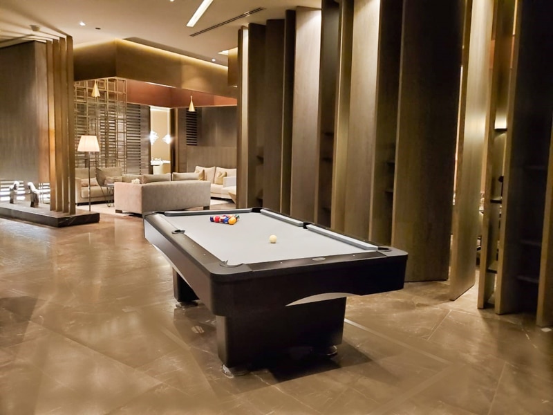 Olhausen Grand Champion Pool Table
