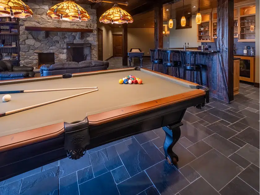 Olhausen Blackhawk Pool Table