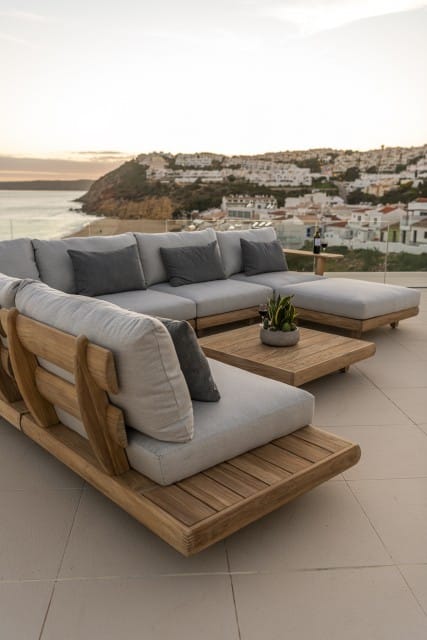 Jensen Sorrento End with Table