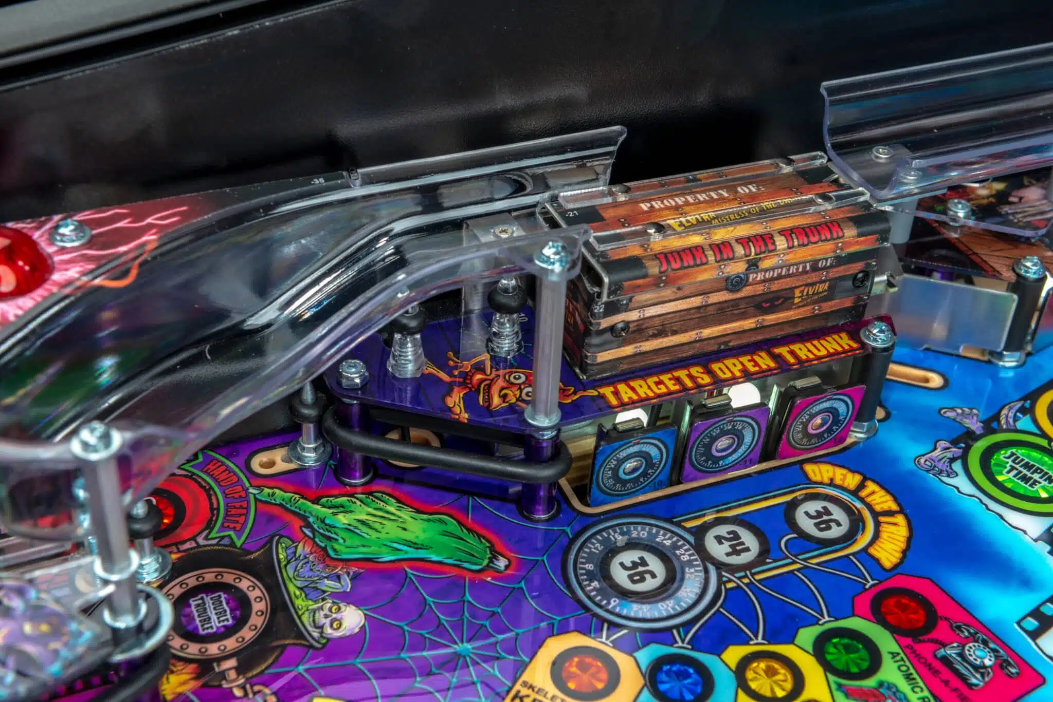 Elvira Premium Edition Pinball