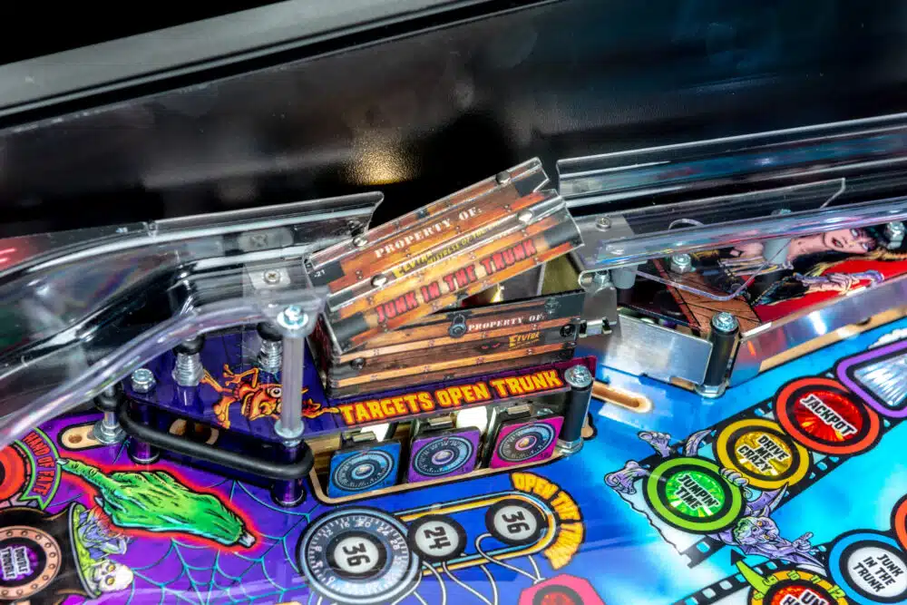 Elvira Premium Edition Pinball