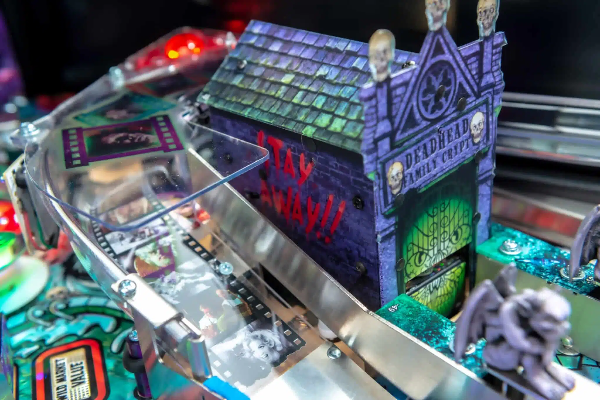 Elvira Premium Edition Pinball