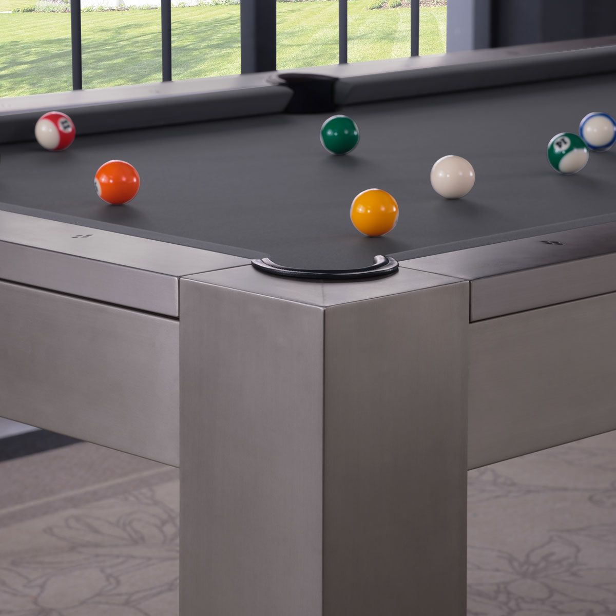 Maxwell Pool Table