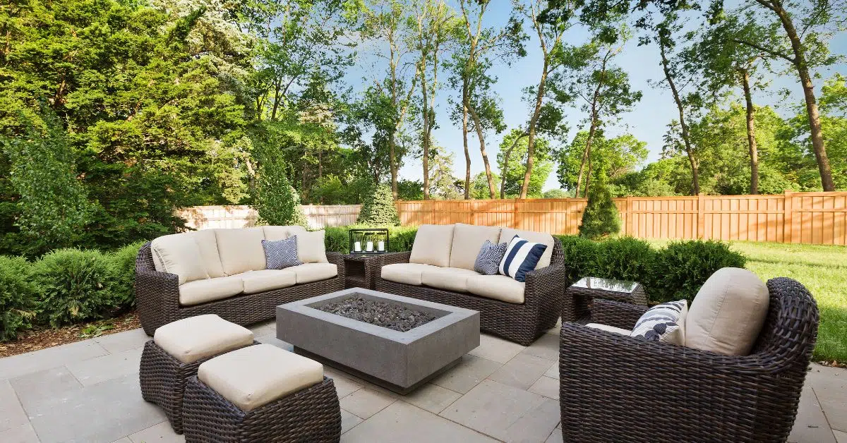 outdoor furniture in Atlanta for all seasons